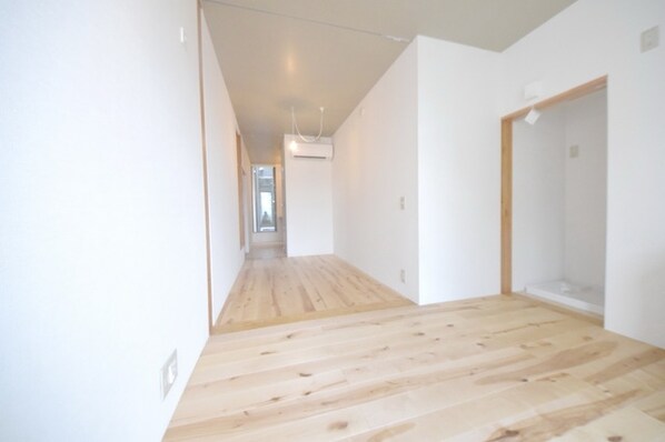 ニシオギソウの物件内観写真